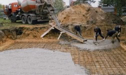 Частичная заливка фундамента