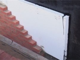 Утепление фундамента пенопластом Утепление фундамента пенопластом